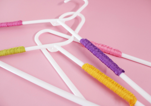 DIY yarn hangers by Abi Isa Lee